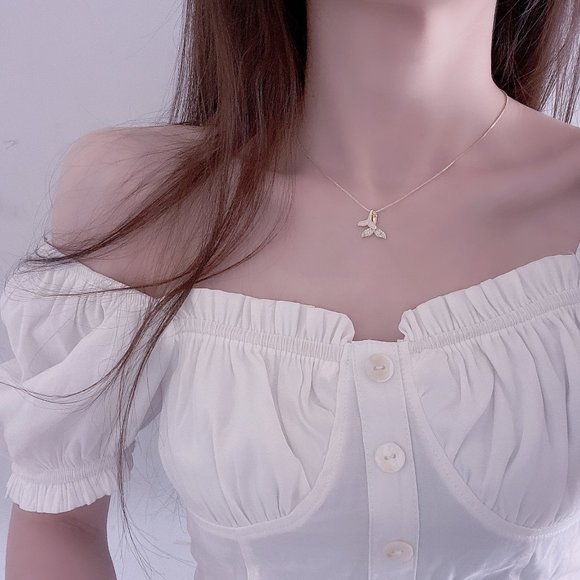 NEW 14K Gold Plated Diamond Mermaid Tail Necklace - Picture 8 of 9